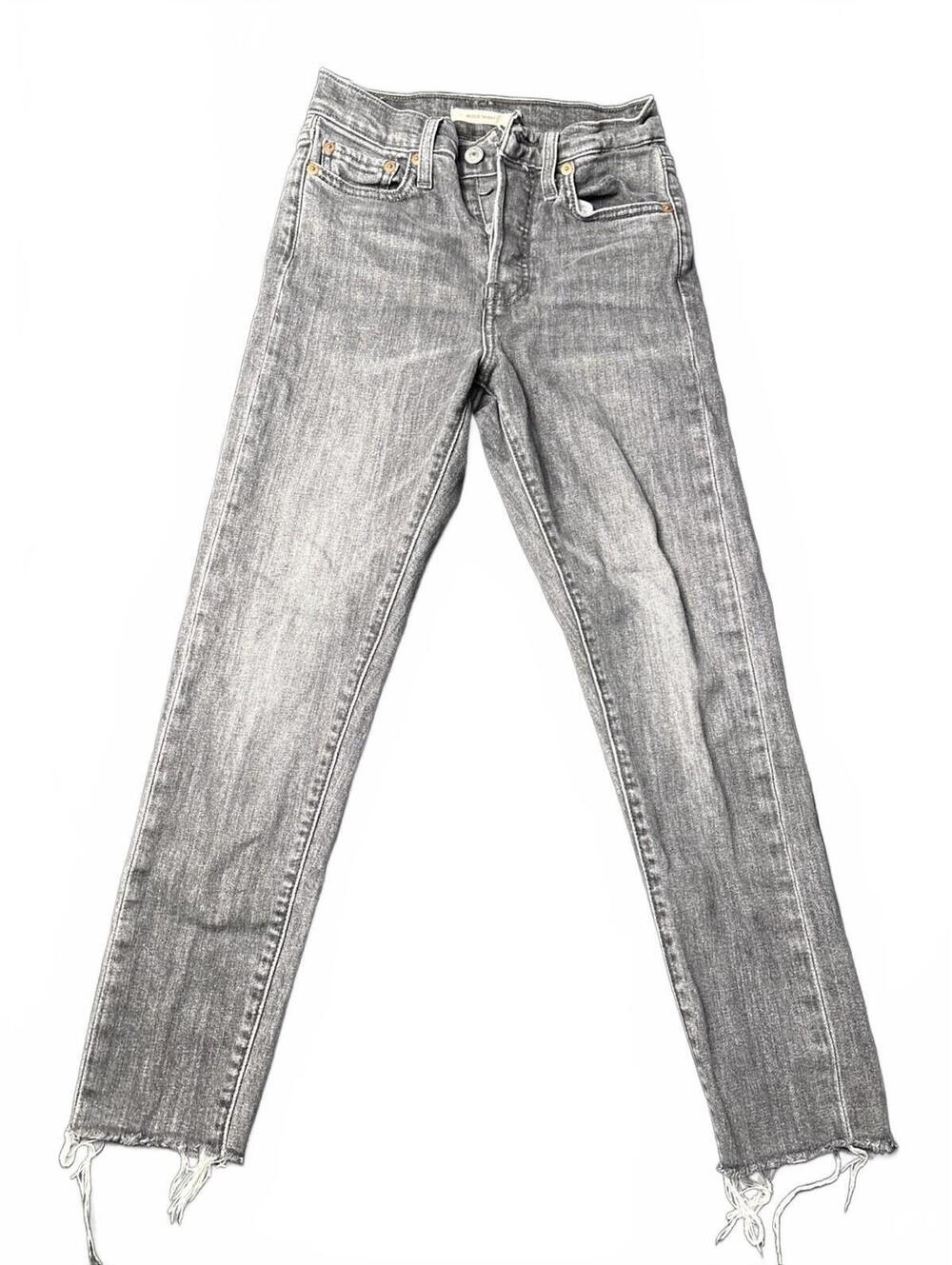 Women’s Levi’s Black Wedgy Skinny Size 25 Jeans Faid Bottoms